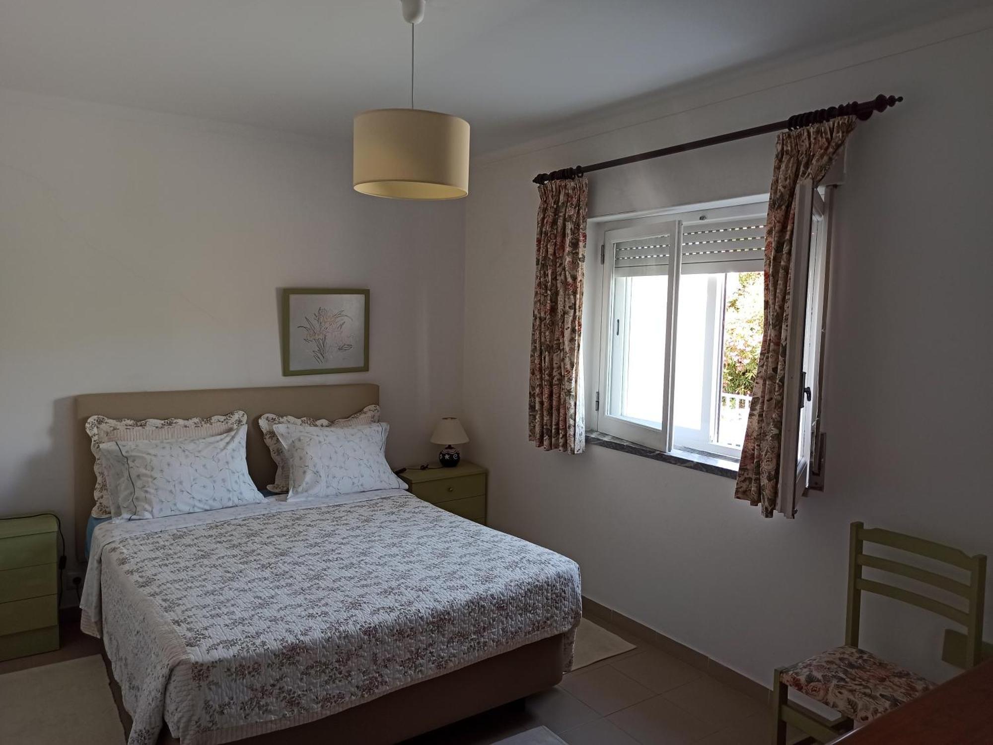 Porto Monte Bed & Breakfast Maceira  Bilik gambar